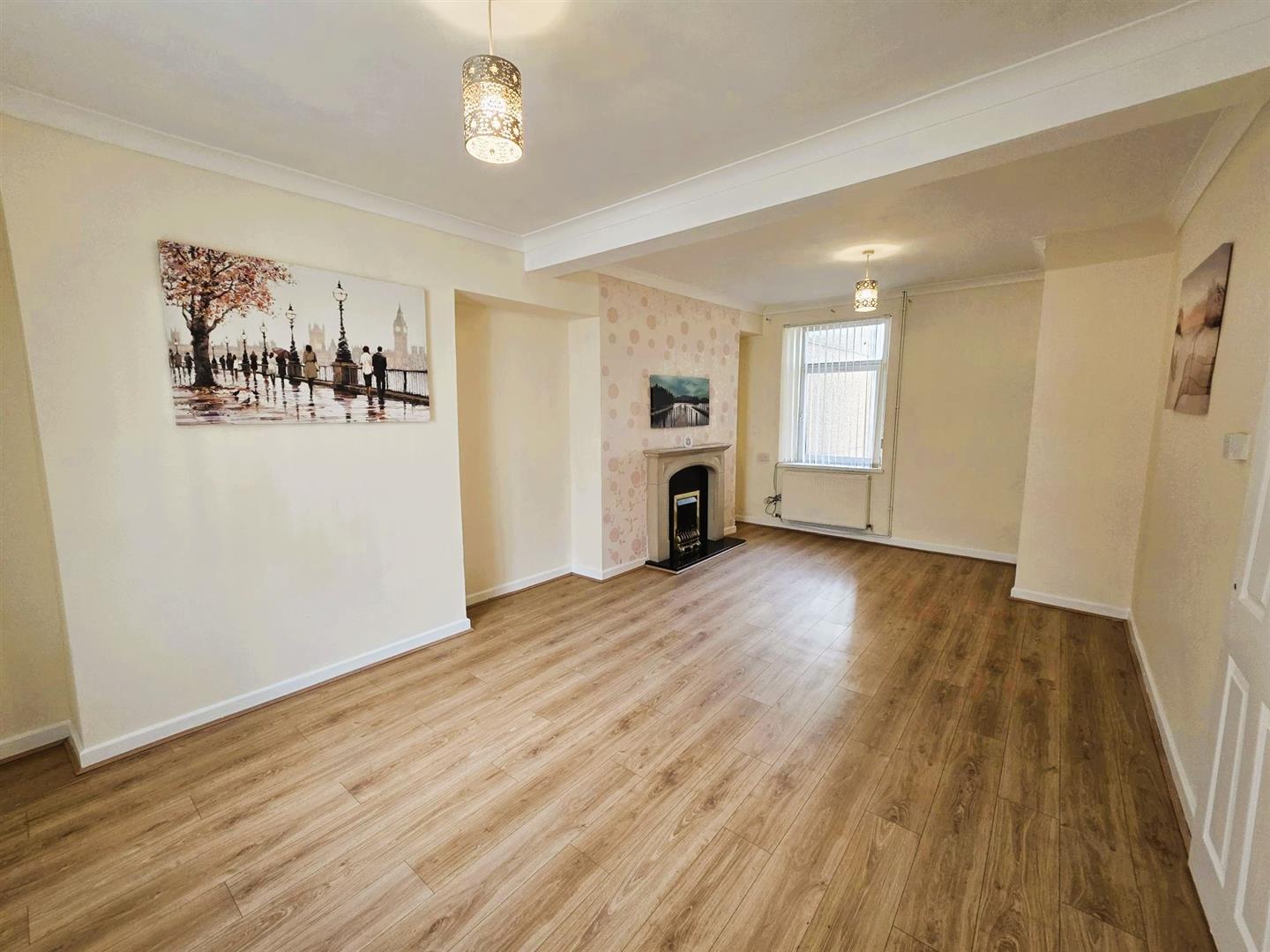 Llandafen Road, Llanelli, SA14 9BD